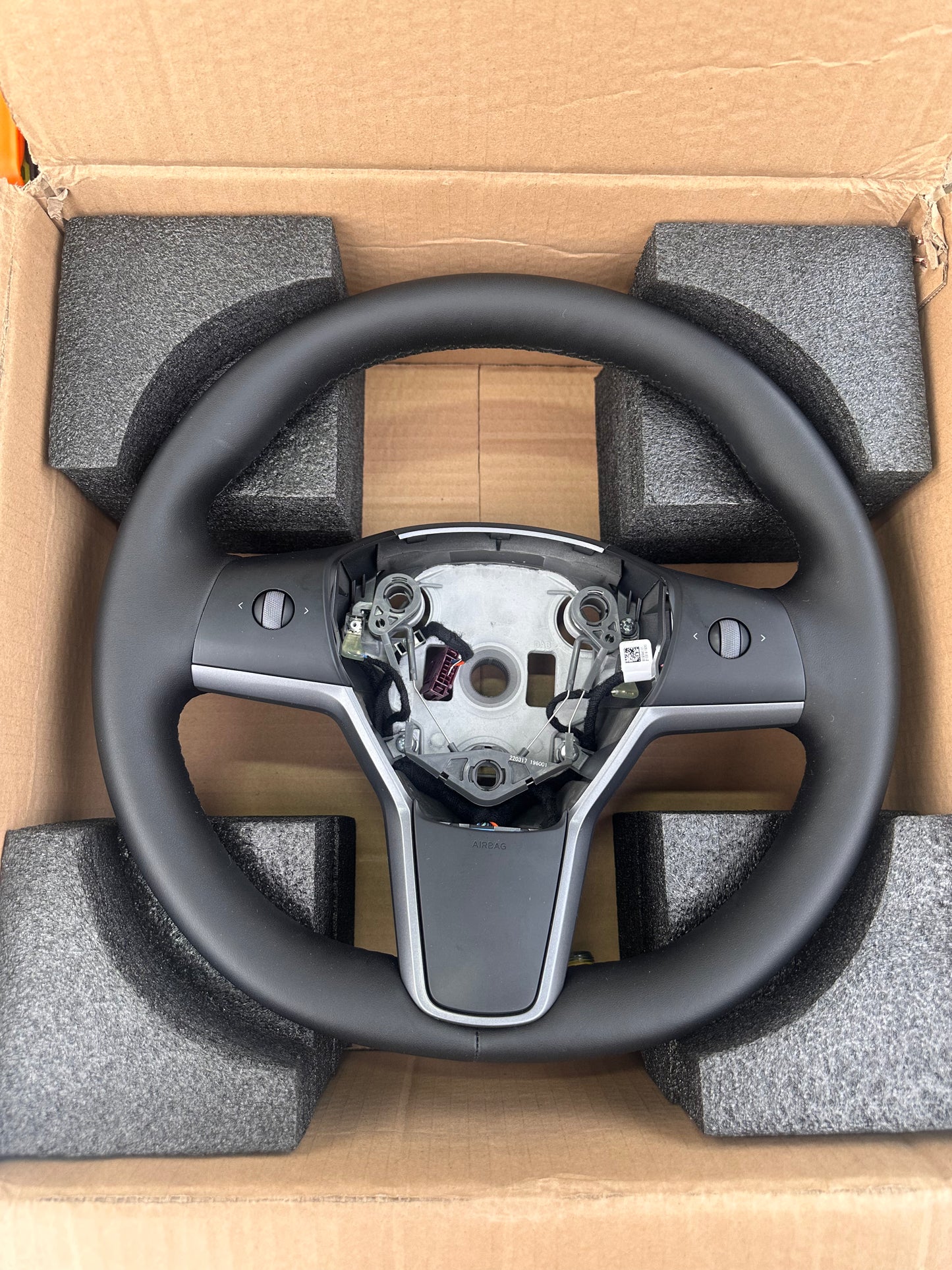 Pre 2021 Model 3/Y Heated Steering Wheel or Yoke – Module Only (Self-Install)